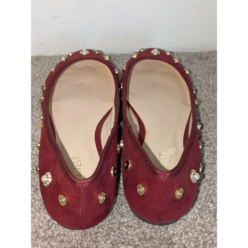 Nine West Morton Burgundy Studded Pearl Embellished Ballet Flats Womens 8.5M NEW